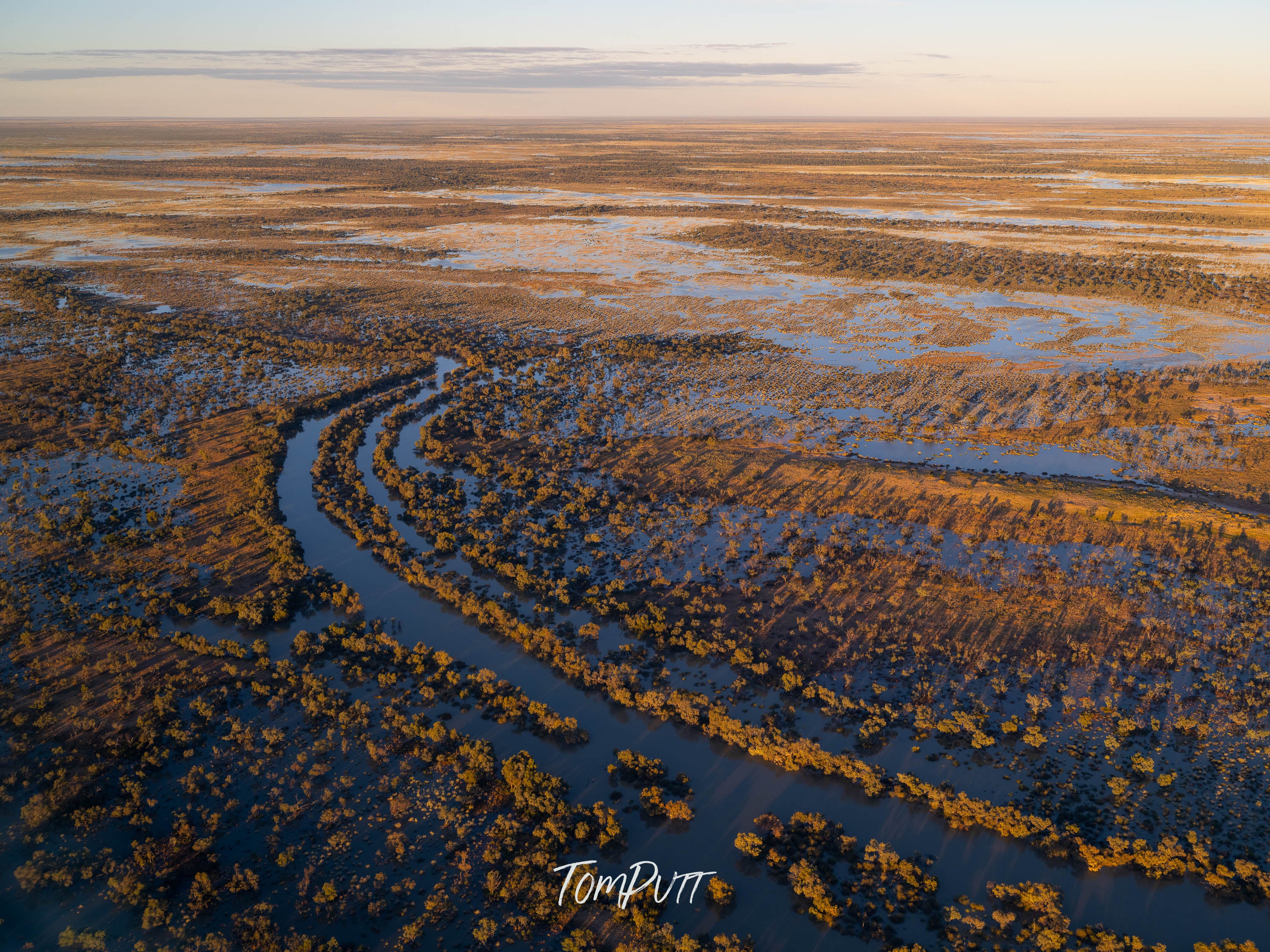 Desert River Bend. Simpson Desert