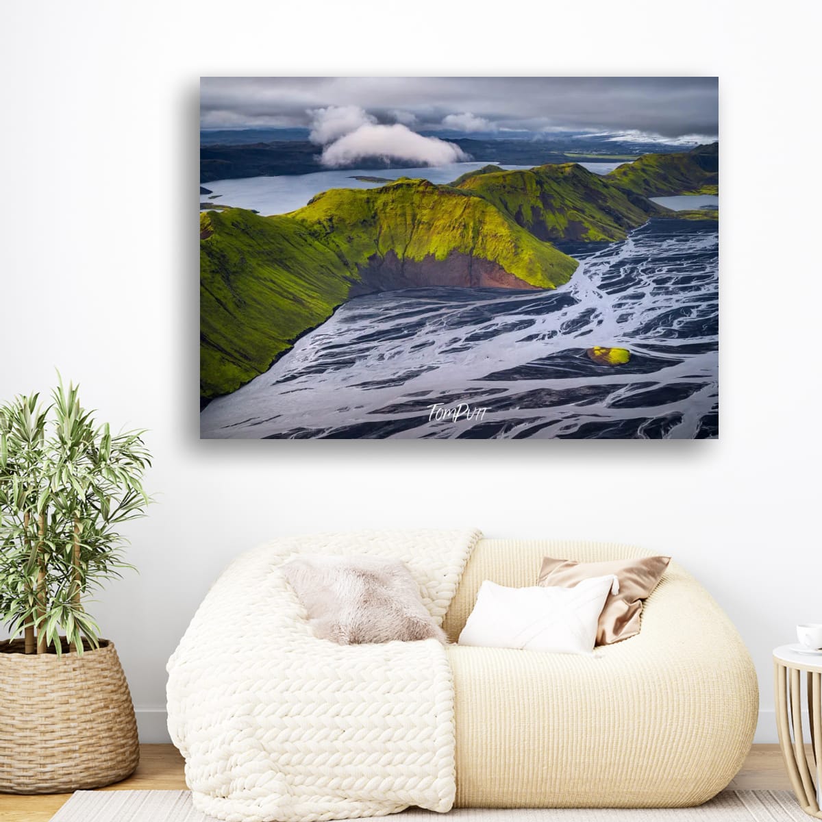Dividing the Waters, Iceland