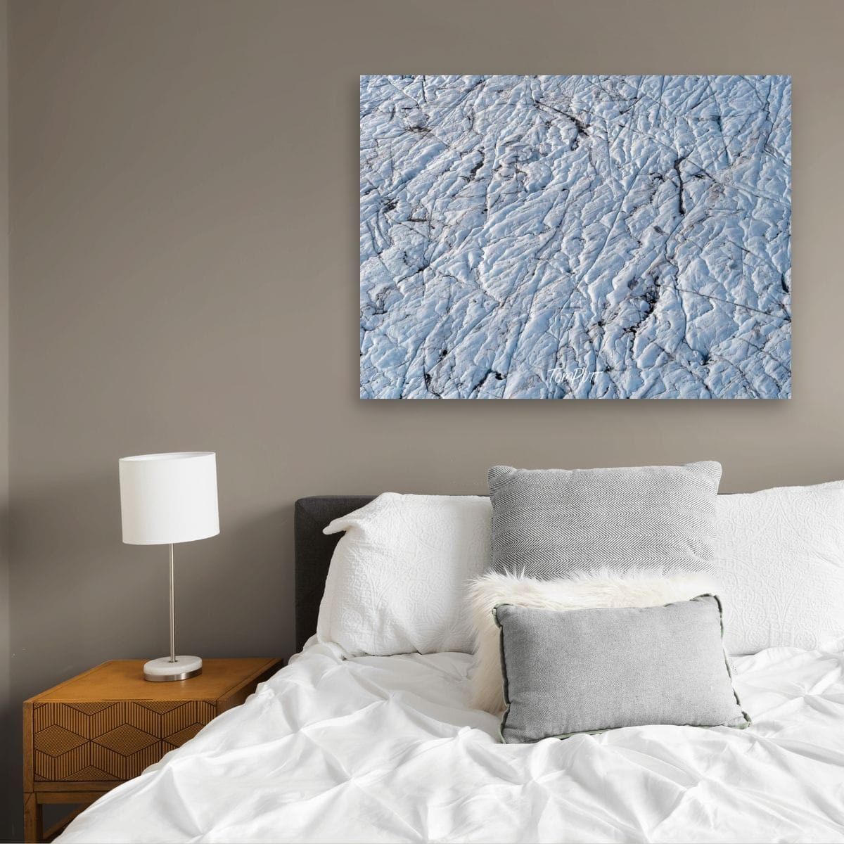 Frozen Fingerprints, Iceland