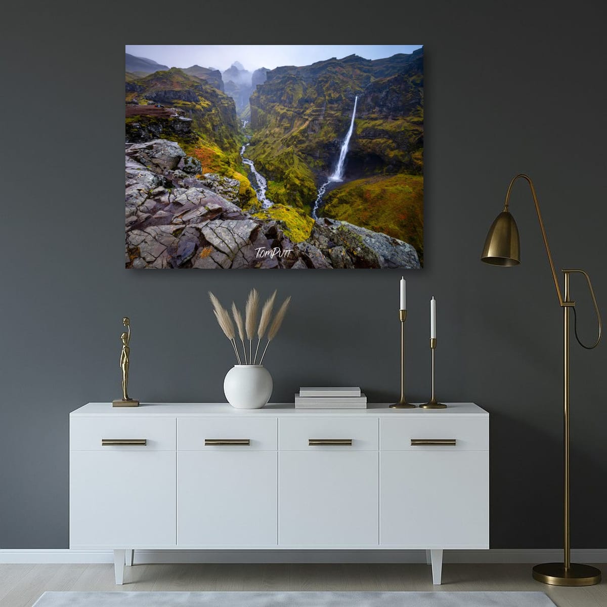 Mulagljufur Canyon Cascade, Iceland