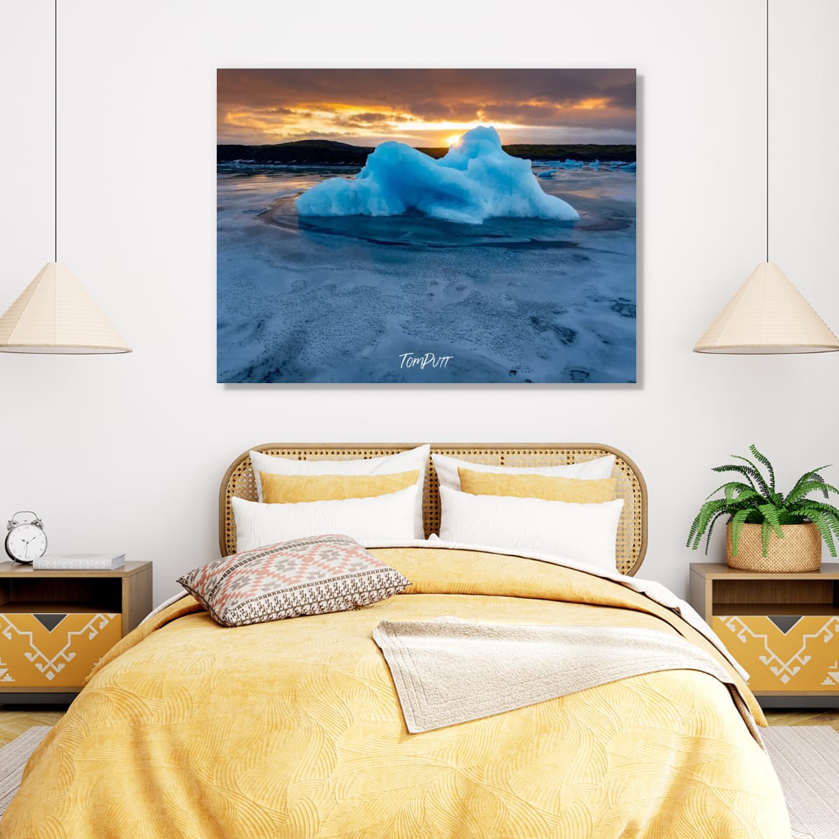 Twilight on the Rocks, Iceland