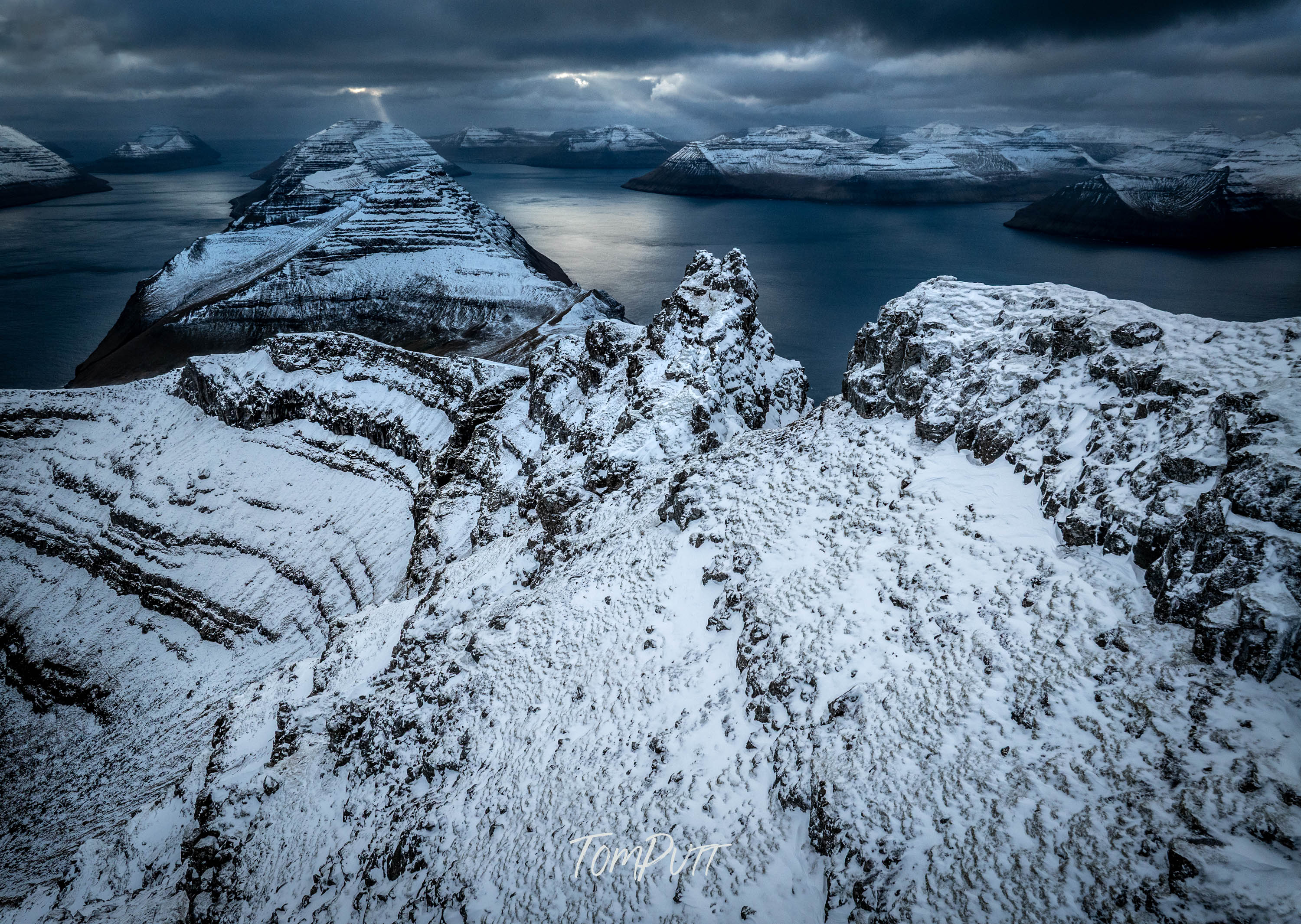Wintery Horizon, Faroe Islands