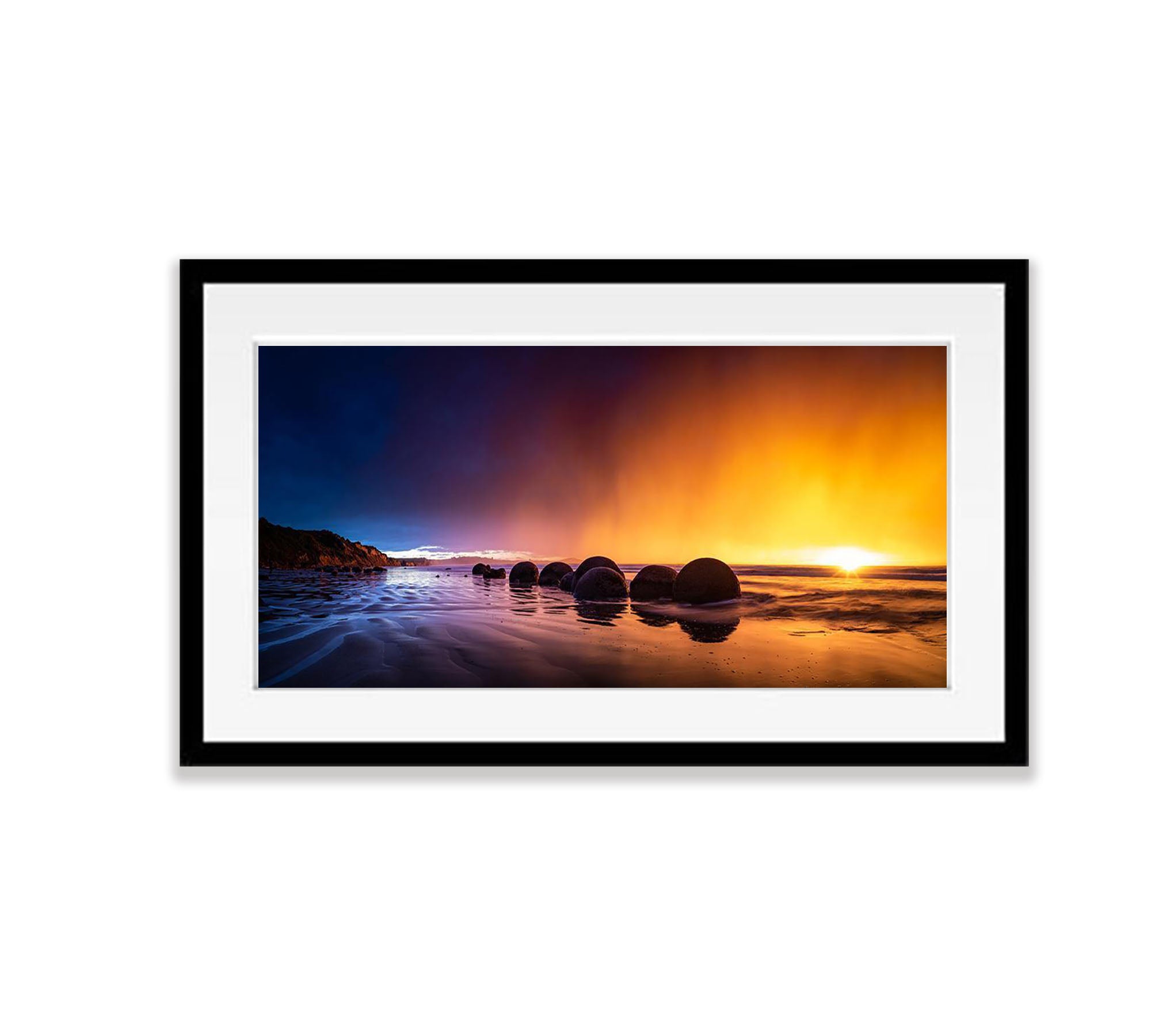 Golden Dawn, Moeraki Boulders