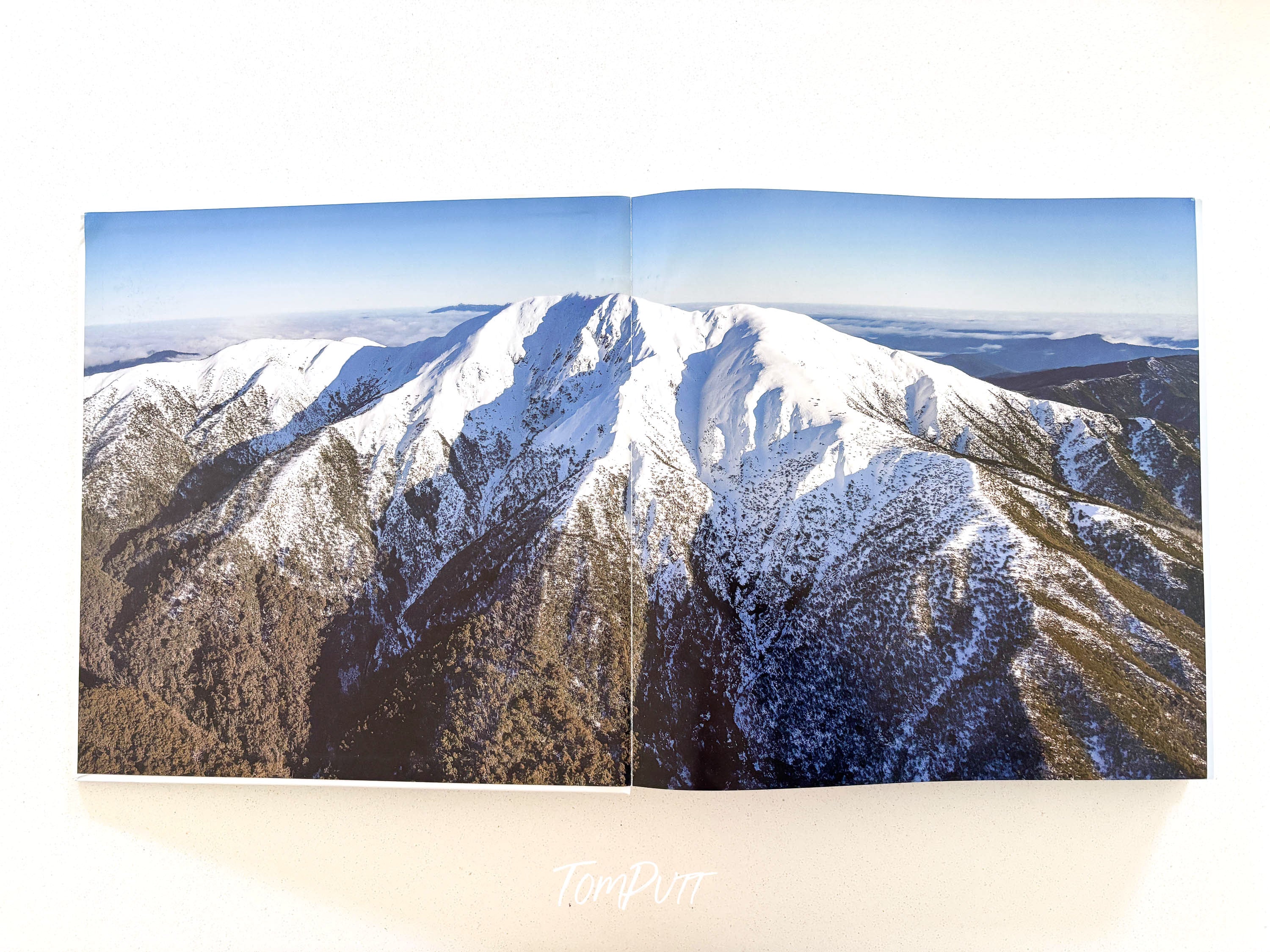 ! SNOW - The Snow Landscapes of Australia