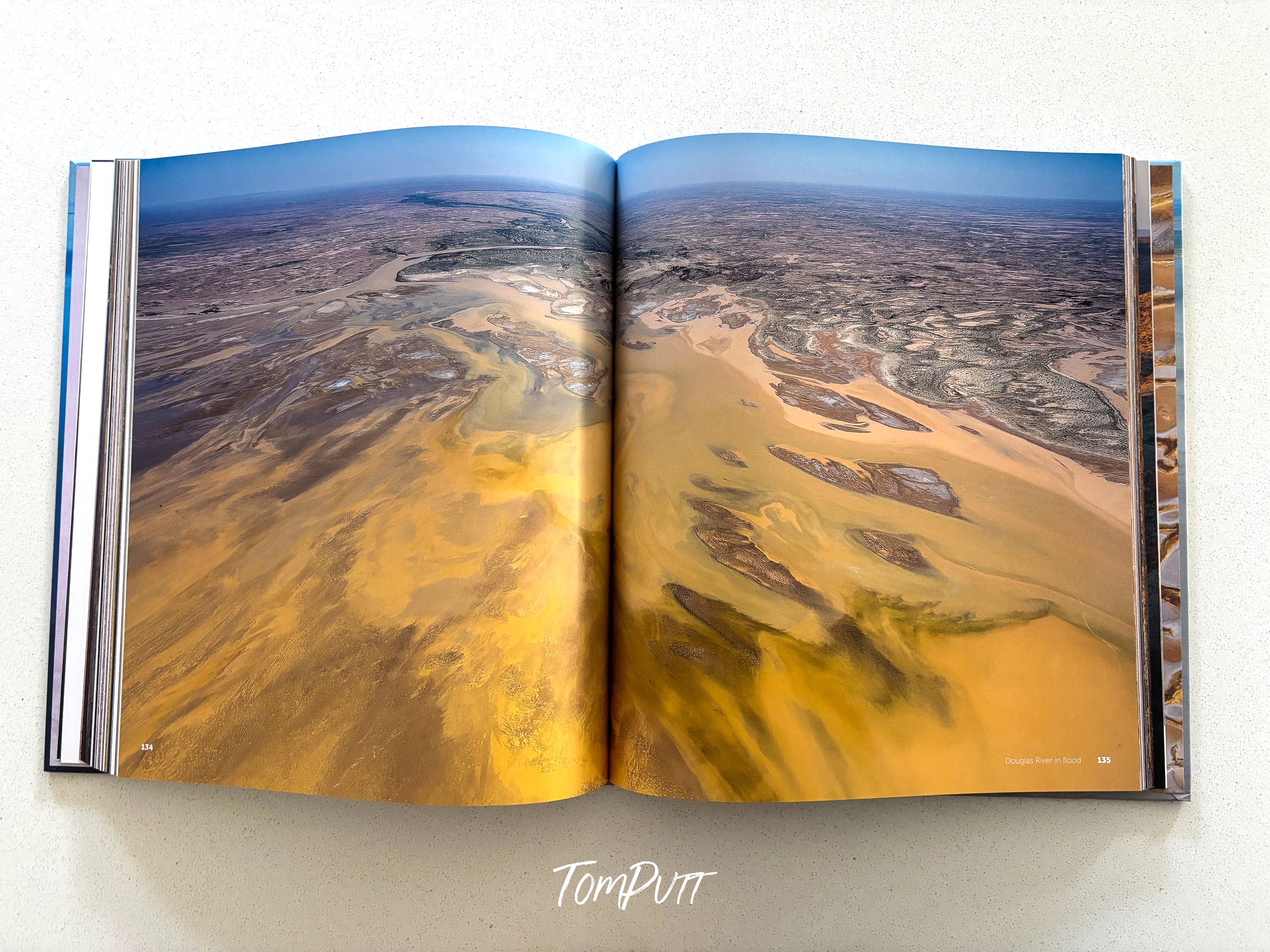 ! Kati Thanda-Lake Eyre From Above