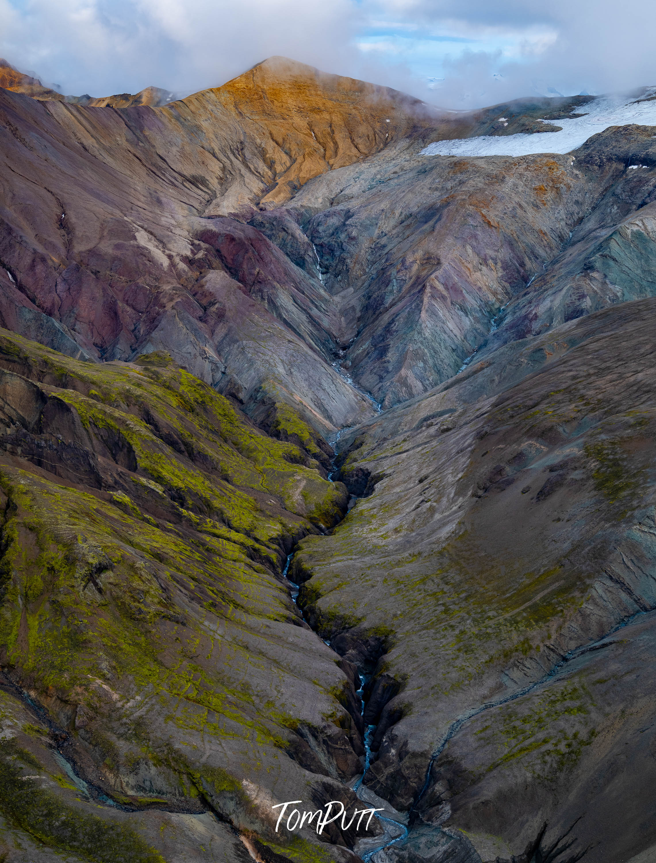 Jagged Valley, Iceland
