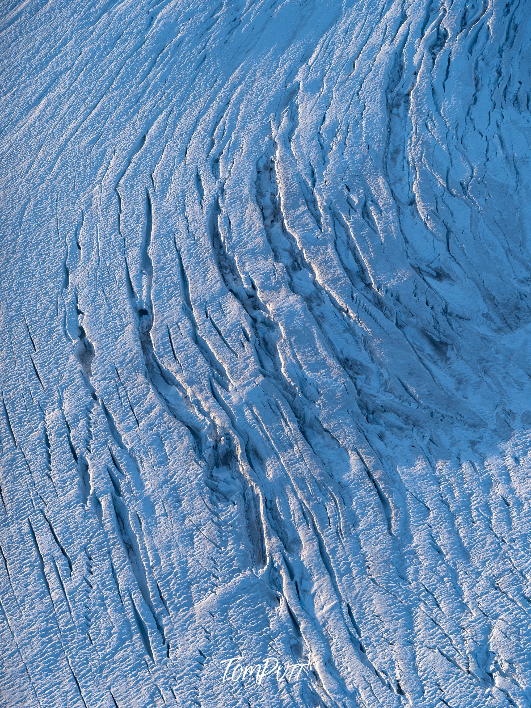 Sweeping Curve, Iceland