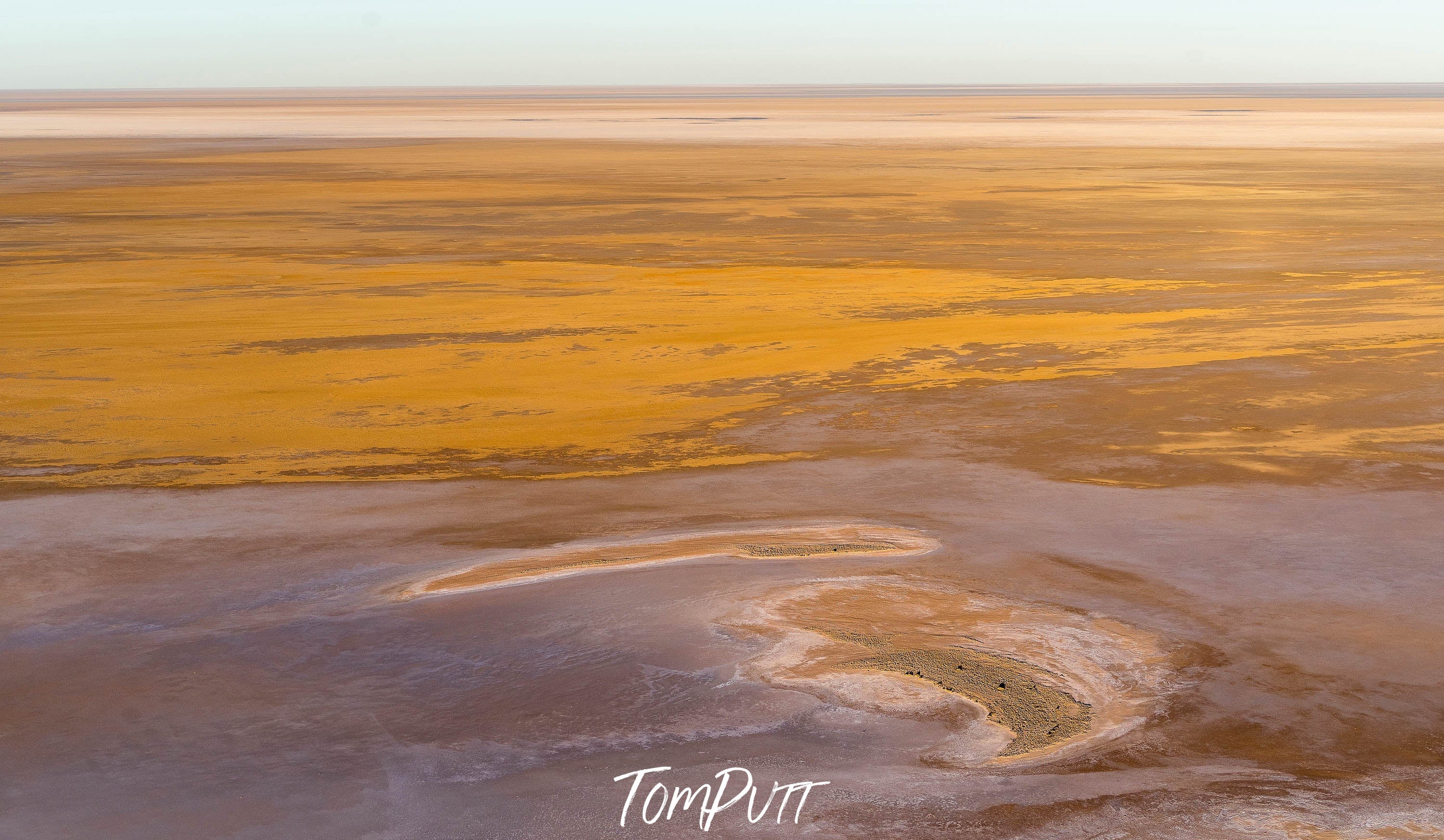 A Dry Kati Thanda-Lake Eyre, SA