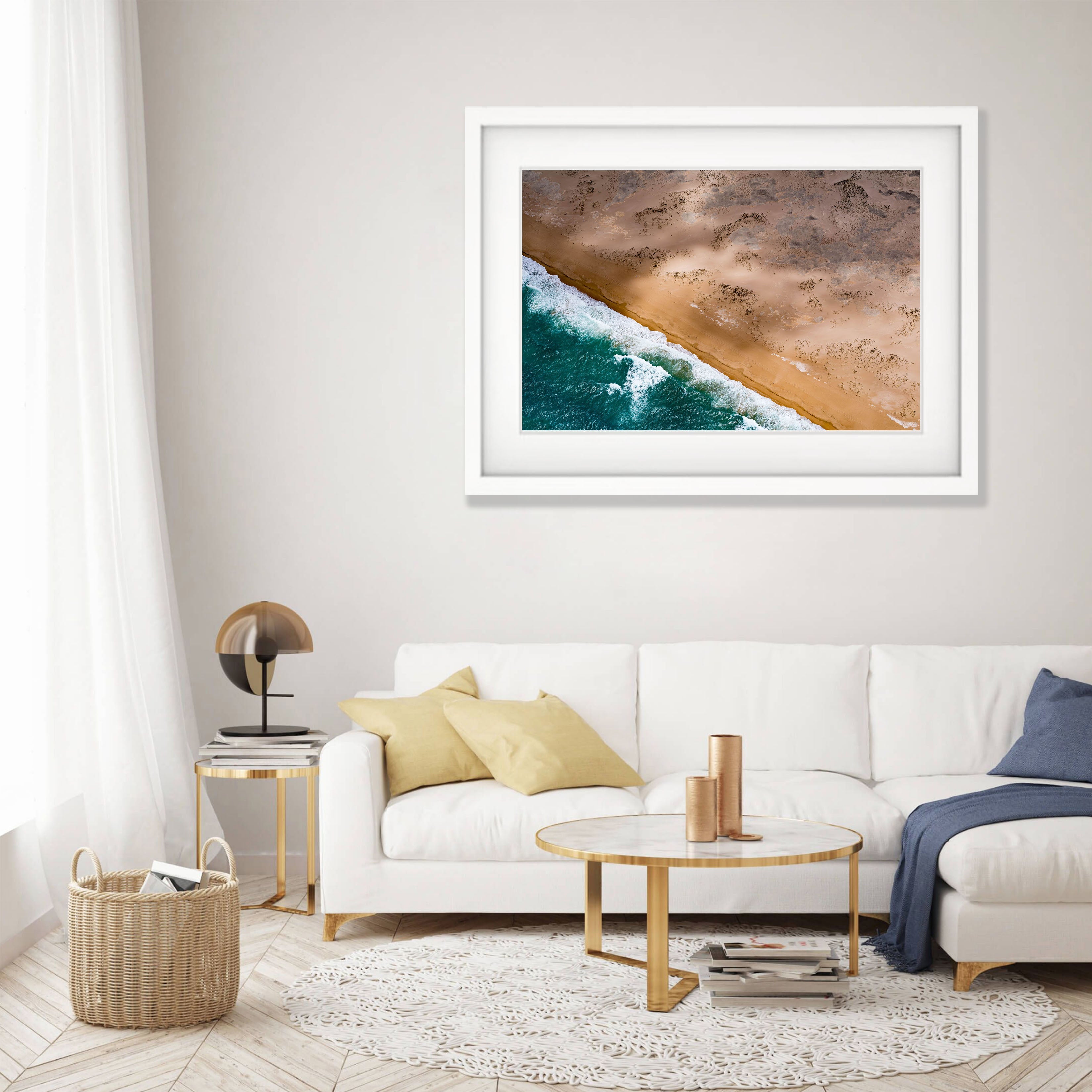 Sandy Embrace, Broome