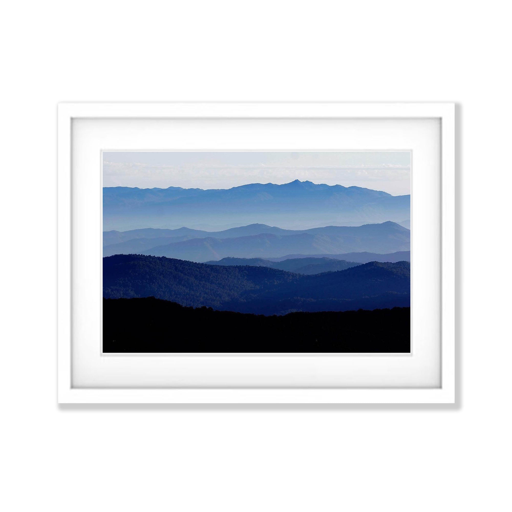 ENDLESS MOUNTAIN RANGES, VICTORIAN HIGH COUNTRY, VICTORIA