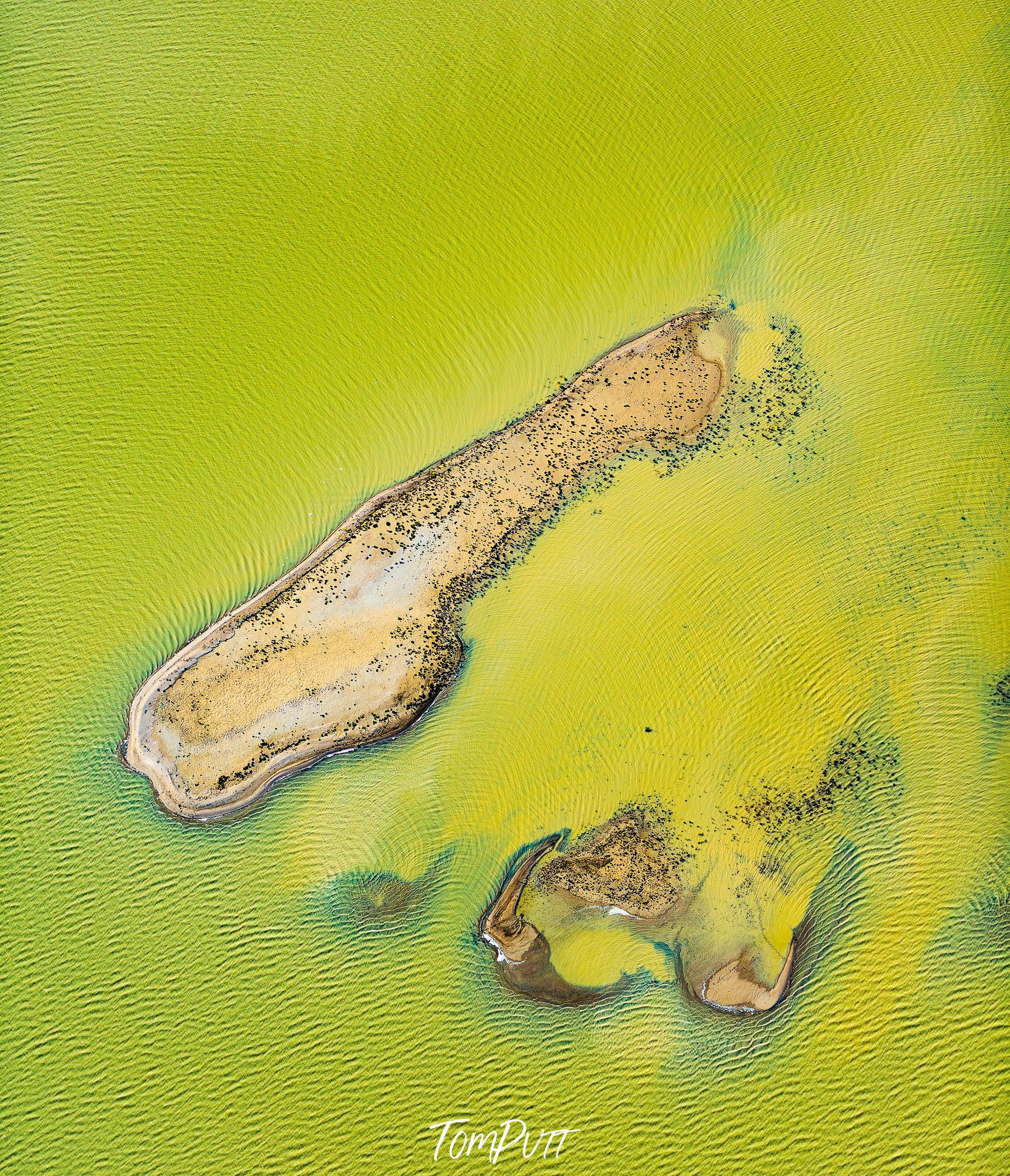 Emerald Islands, Lake Eyre, SA