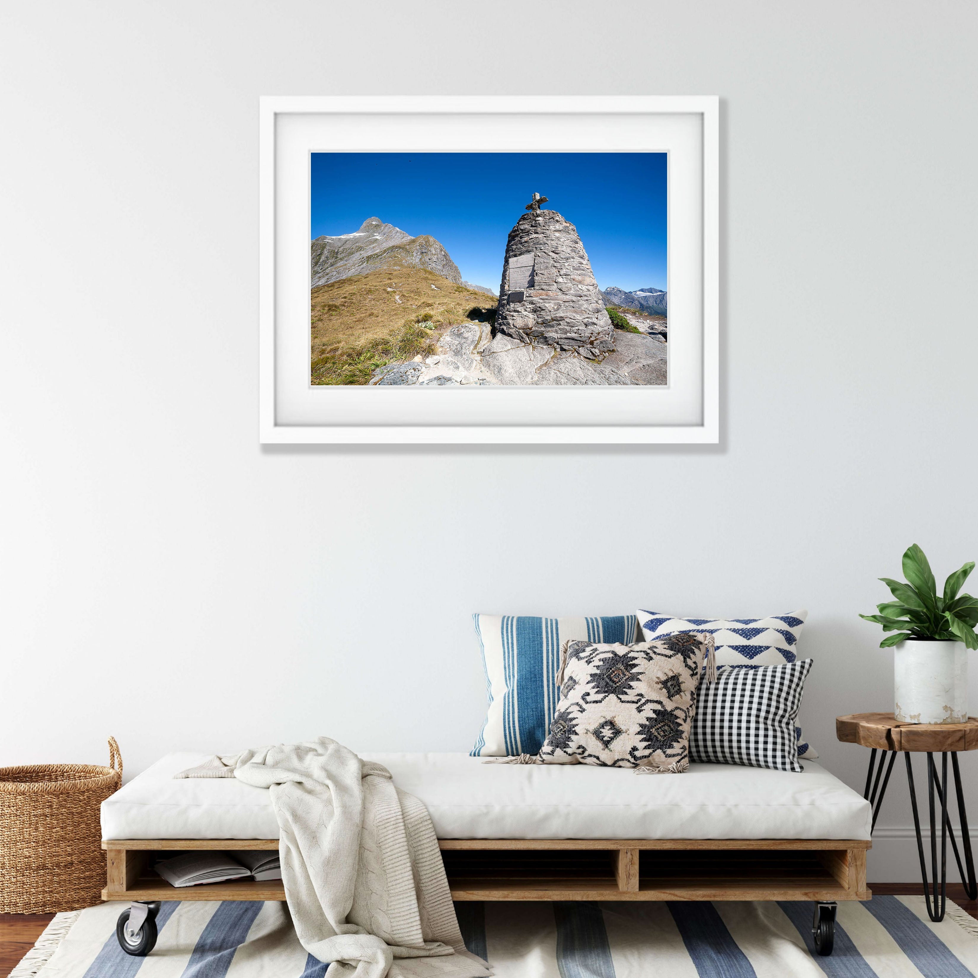 MacKinnon Pass Monument, Milford Track - New Zealand