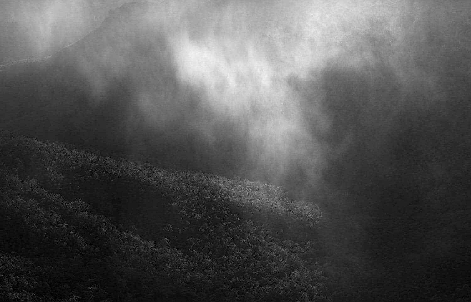 Smog and Fog with darkness, Mist Blue Mountains NSW