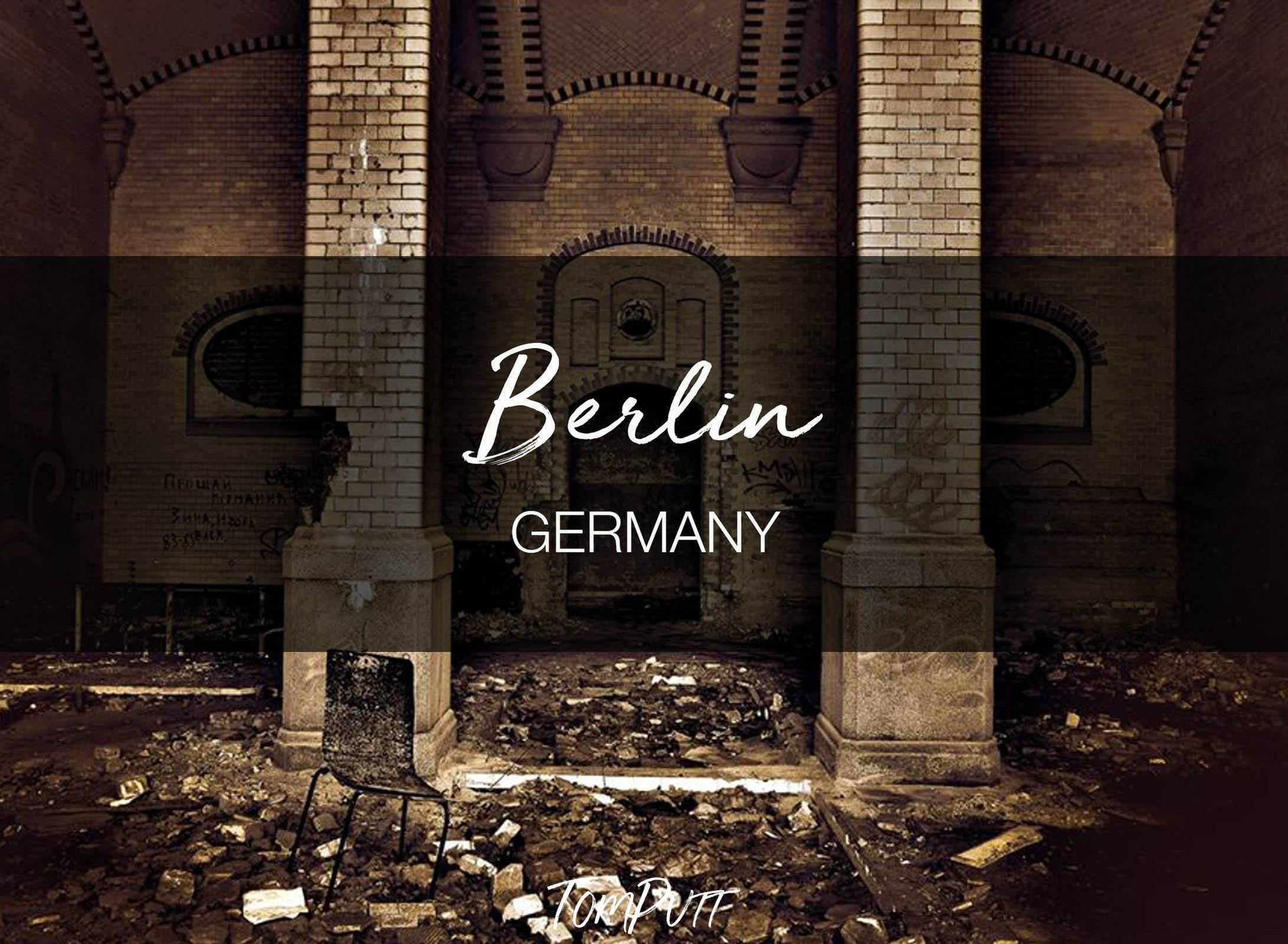 ONLINE PRESENTATION - Berlin, Germany-Tom-Putt-Landscape-Prints