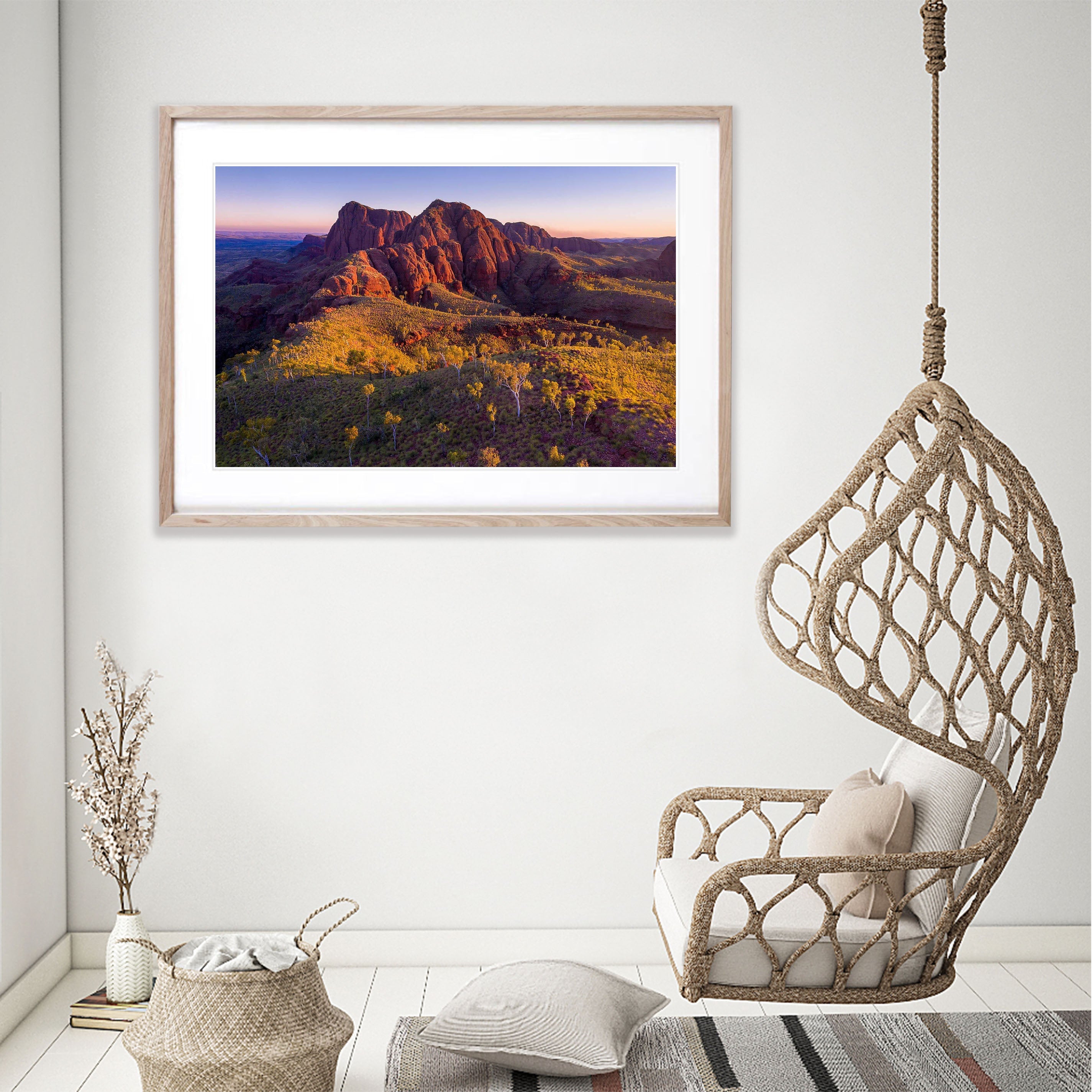 Crimson Majesty, Ragged Range, The Kimberley