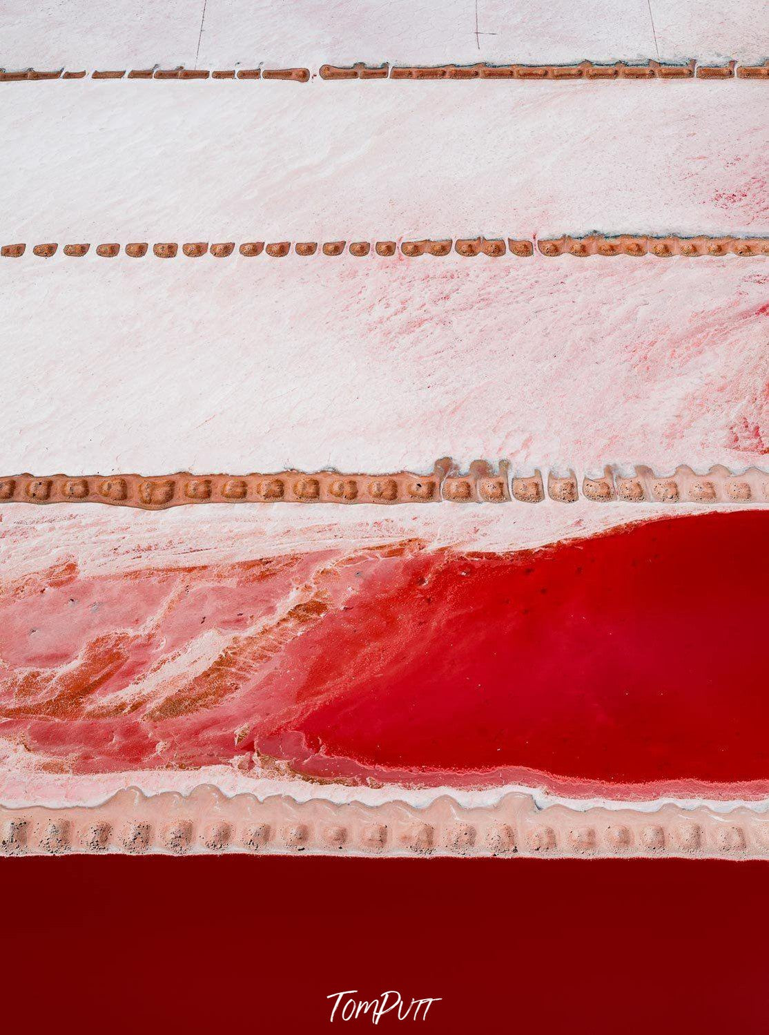 Red desert with a dark red mound, Separation