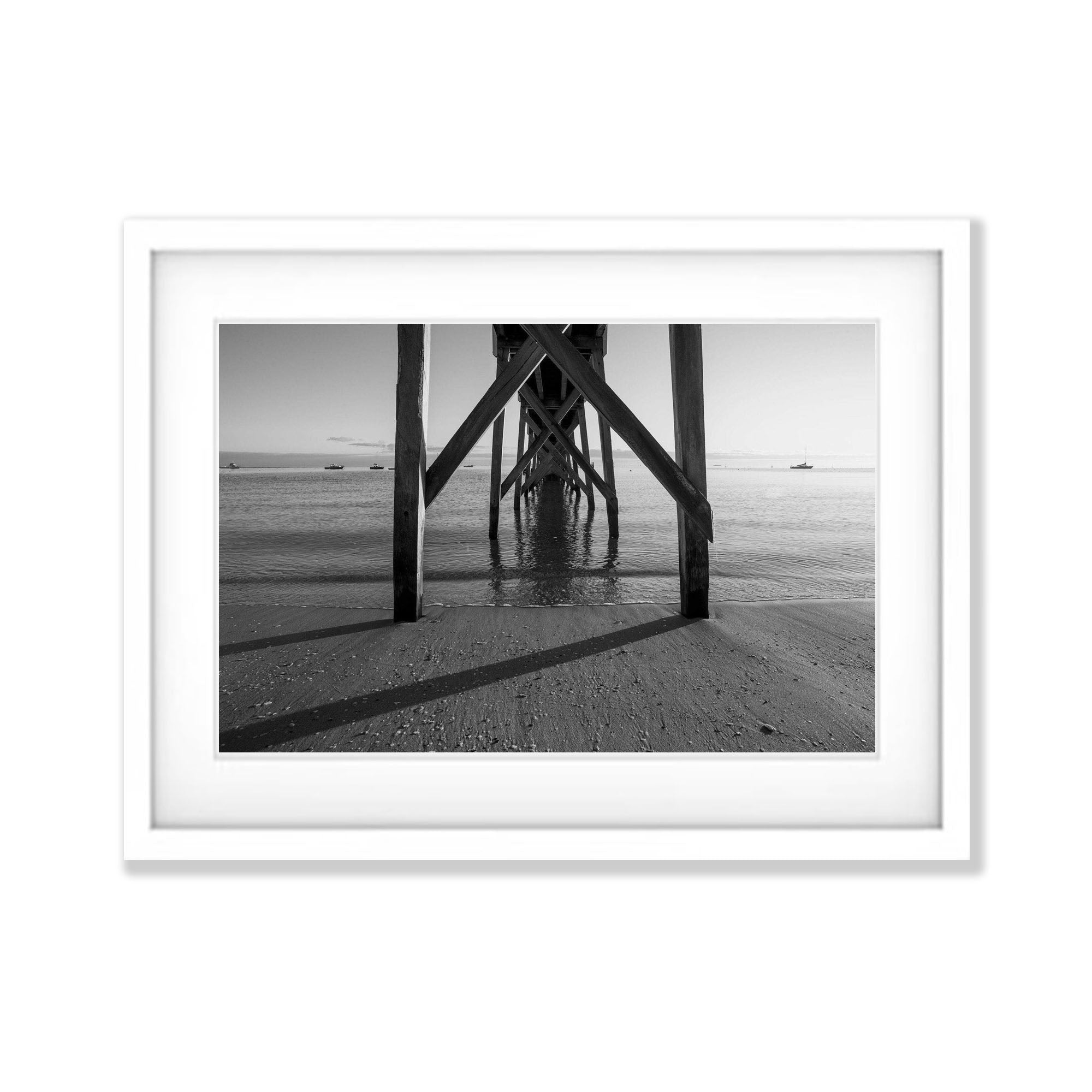 Sorrento Couta Boat Club pier, underneath