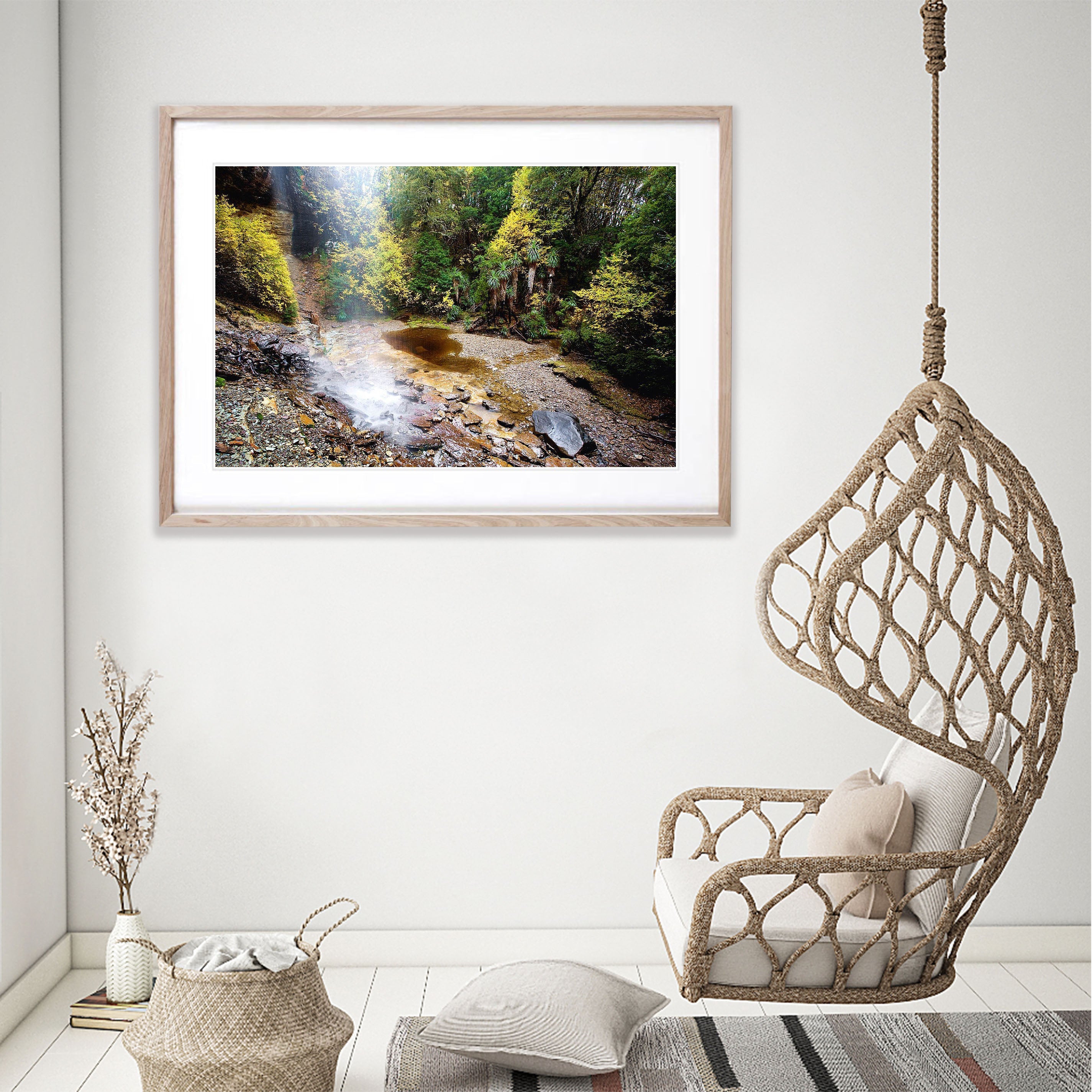 Waterfall Valley in autumn surrounded by fagus, Overland Track, Cradle Mountain, Tasmania