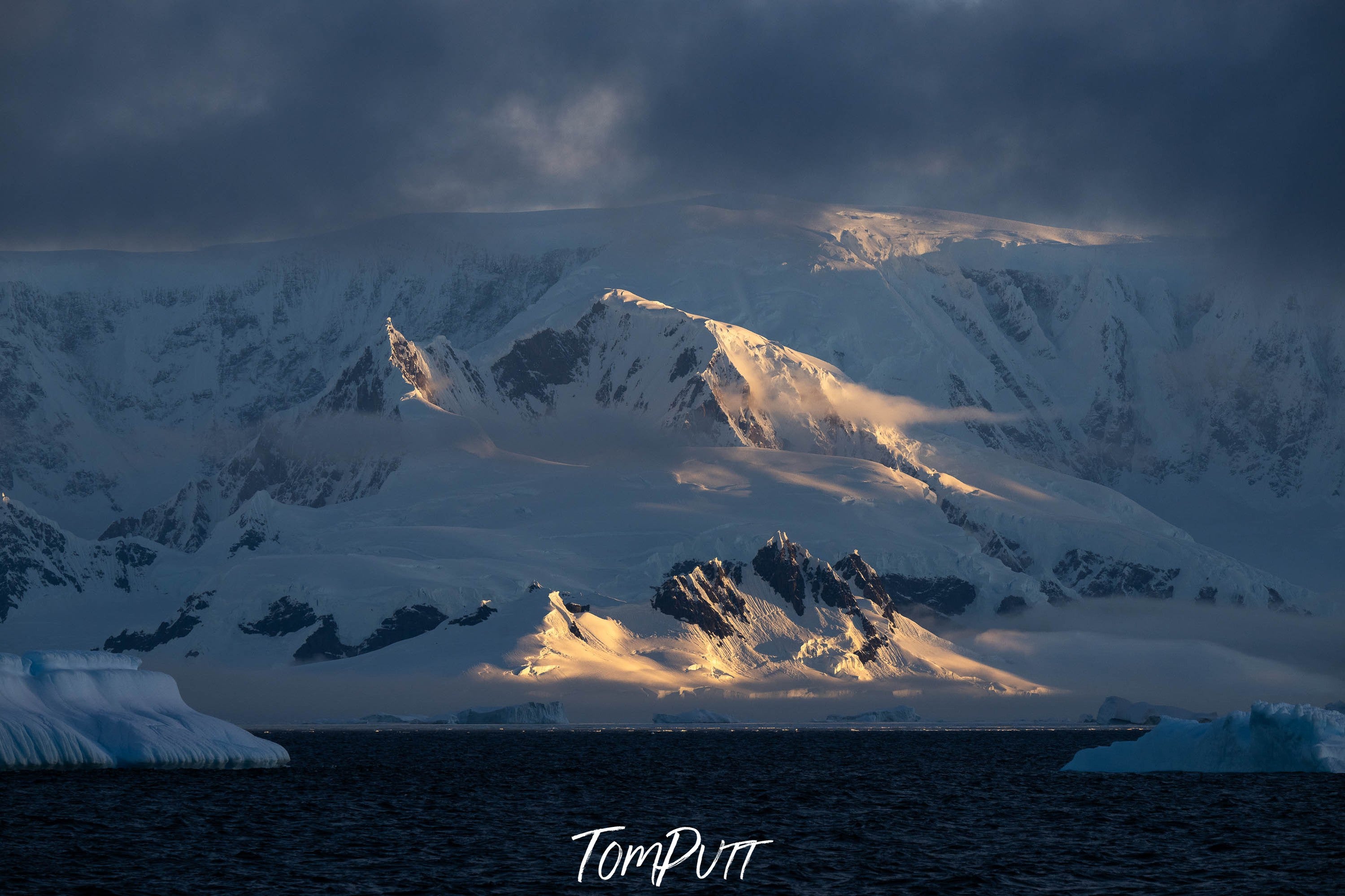 Antarctic Serenity, Antarctica