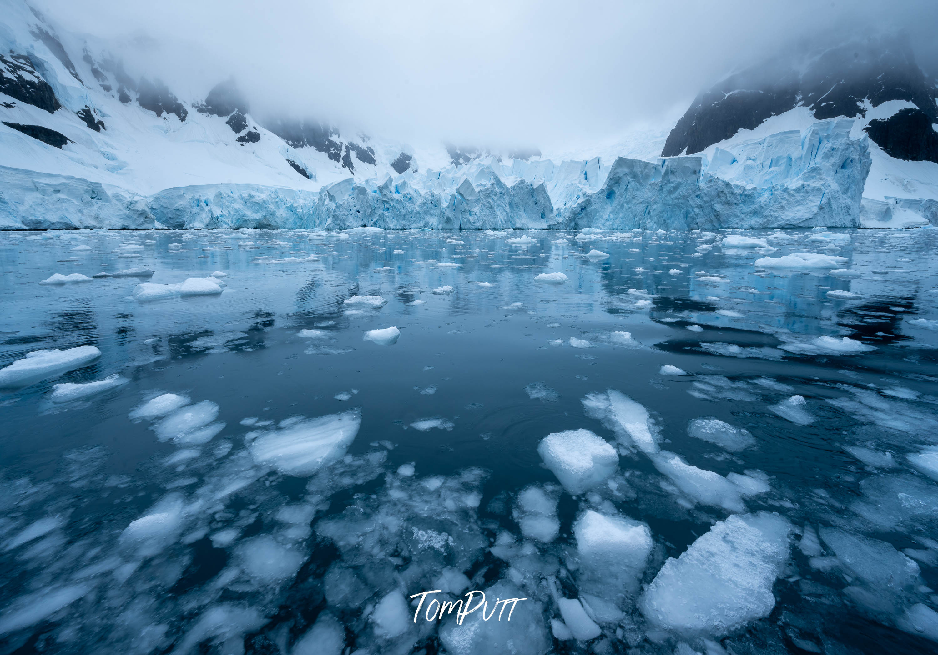 A Journey Through Fog and Ice, Antarctica