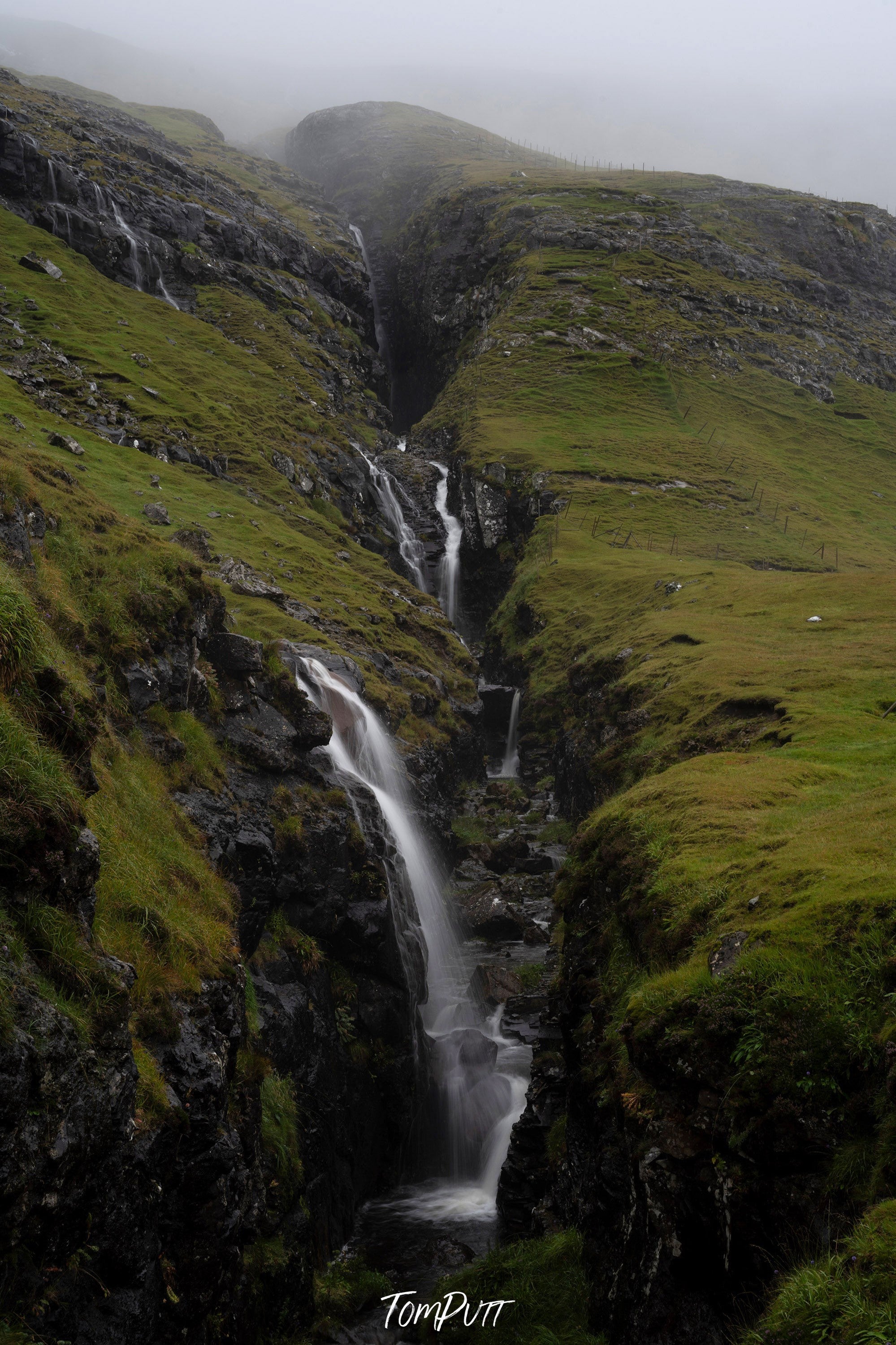 Funningsfjørður Waterfall, Faroe Islands