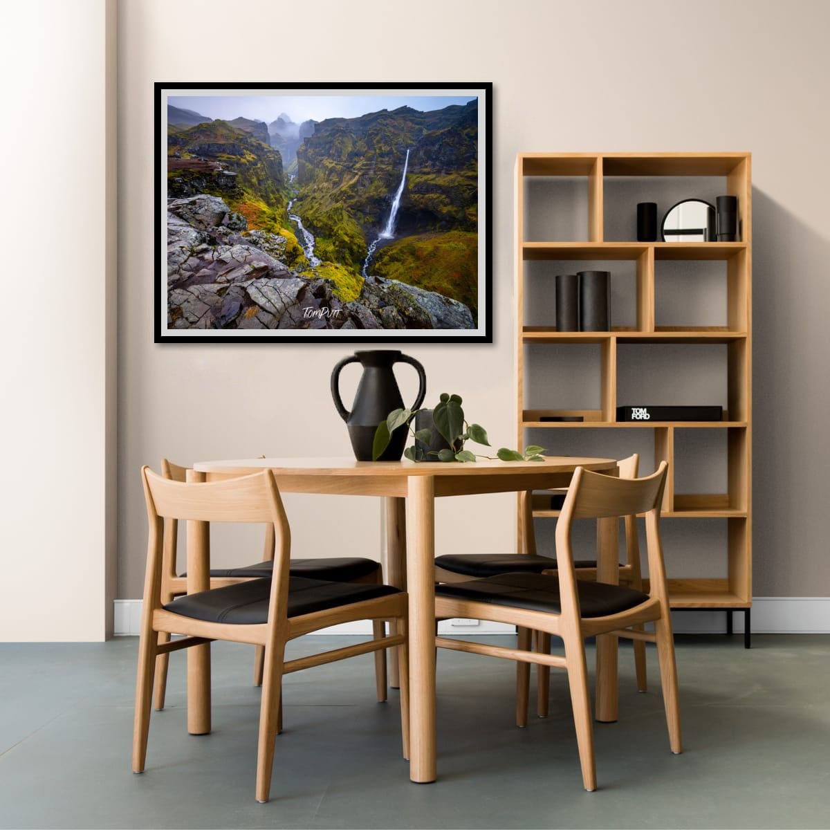 Mulagljufur Canyon Cascade, Iceland