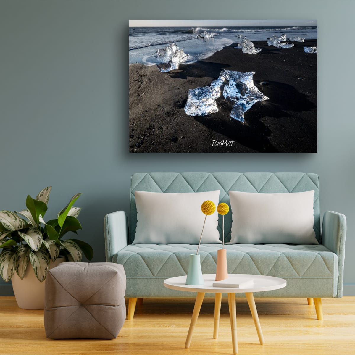 Icelandic Contrast