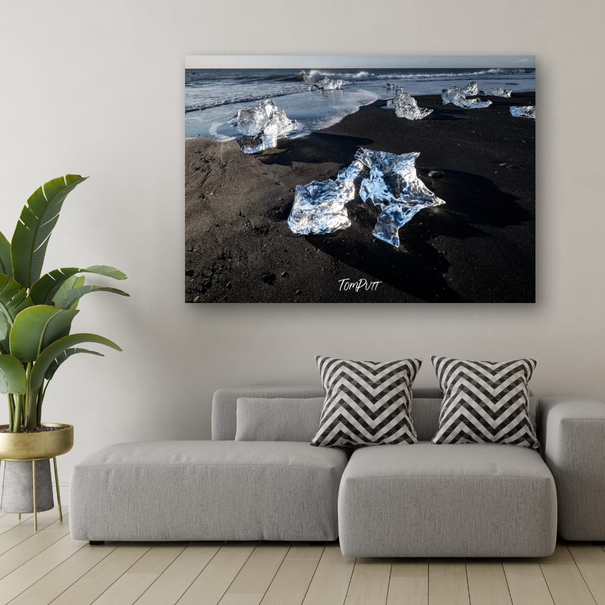 Icelandic Contrast