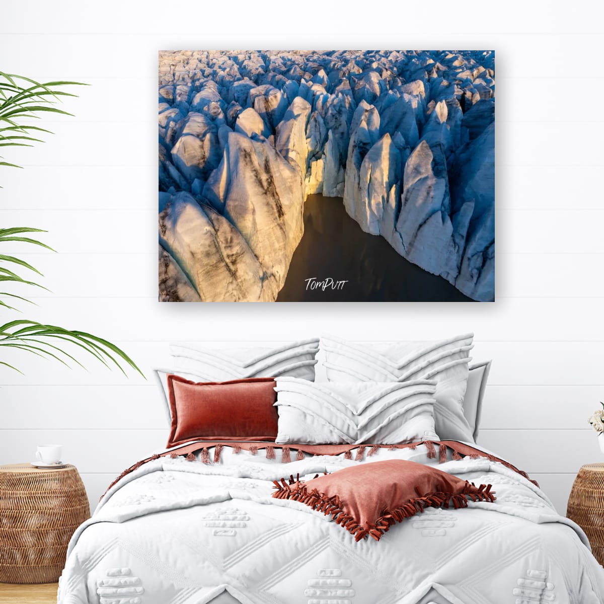 Icy Sentinels, Iceland