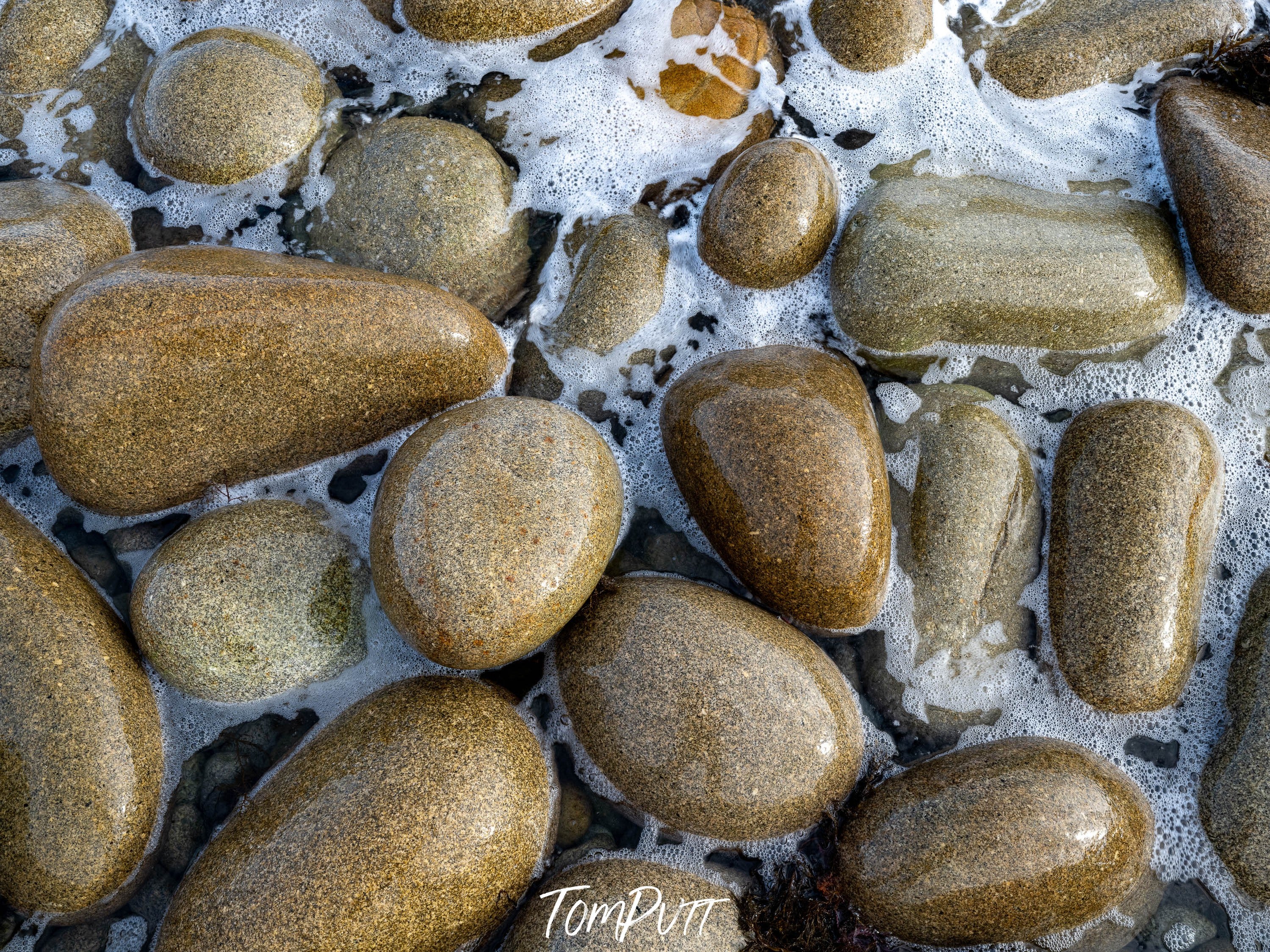 Washed Rocks, Flinders Island, Tasmania