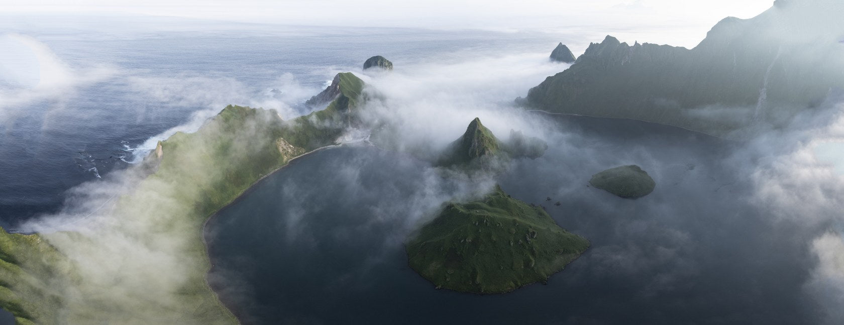Encircled Islands