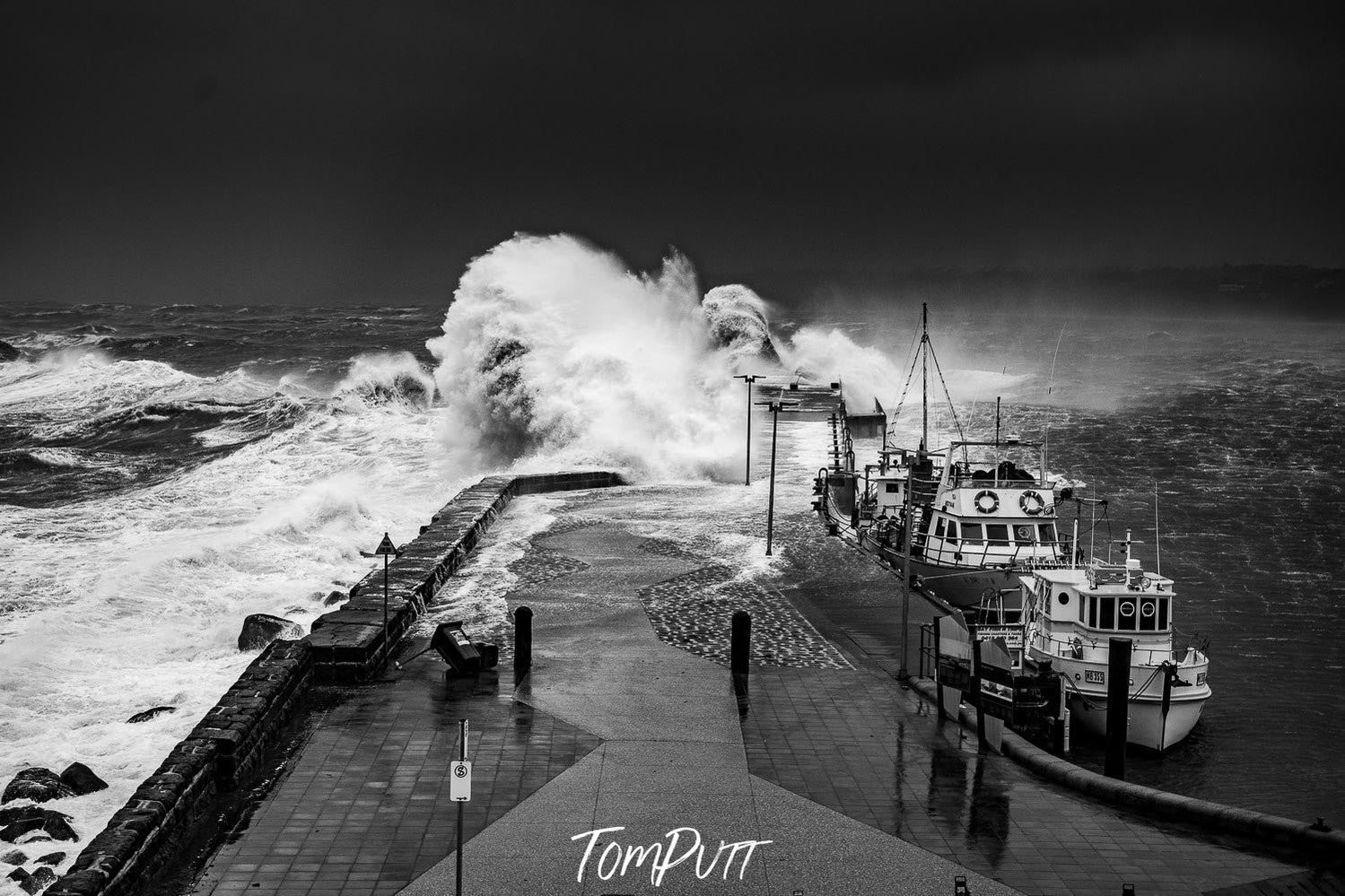 Double Wave, Mornington Jetty Storm