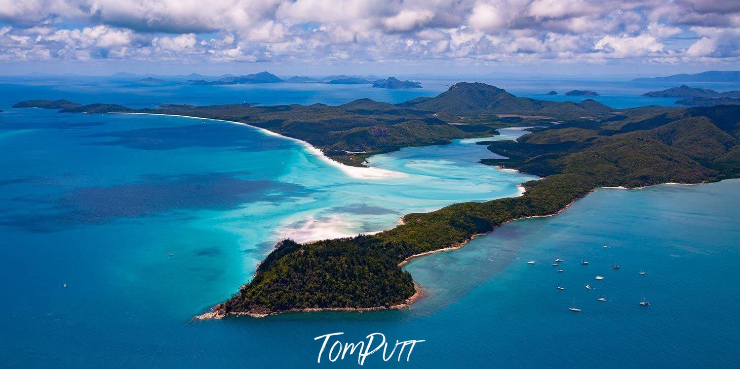 A green island spread in the ocean, Hill Inlet