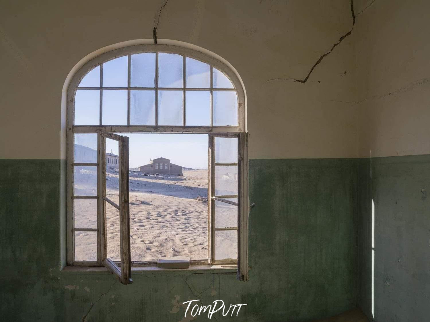 A damaged room with an open window, Kolmanskop No.7