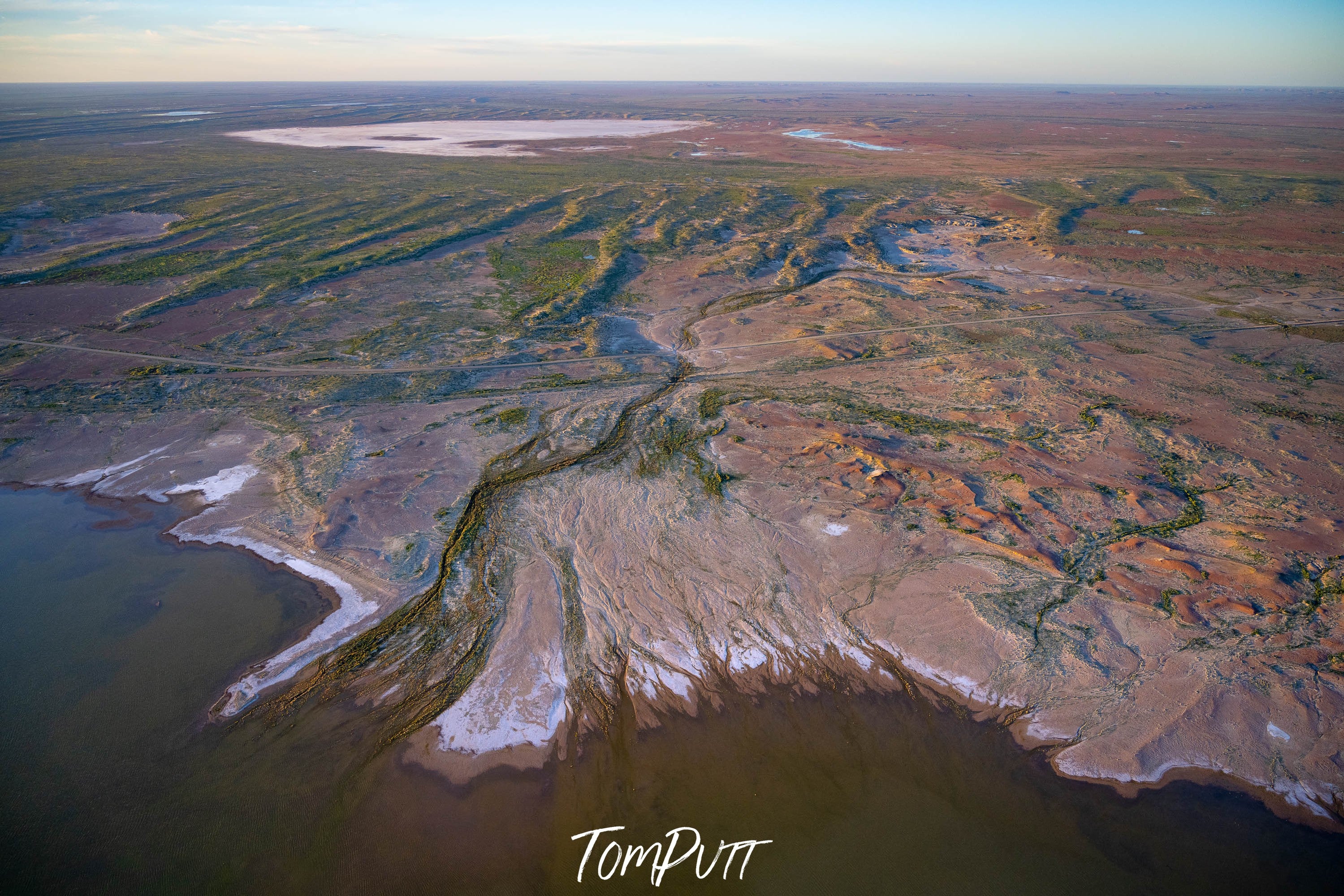 Lake Eyre South No.4, Kati Thanda-Lake Eyre