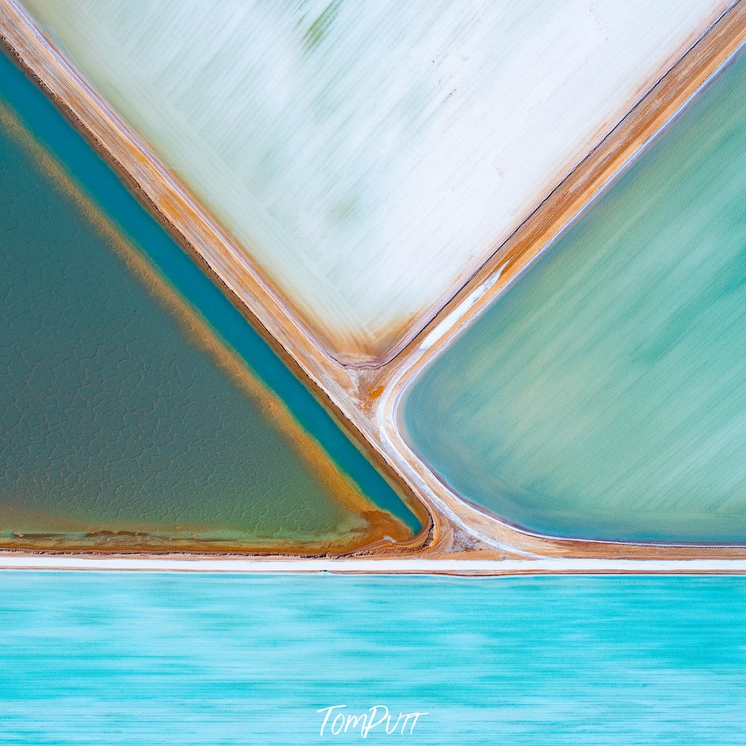 Beautiful cool artwork of different gradients of ice-blue, Painterly