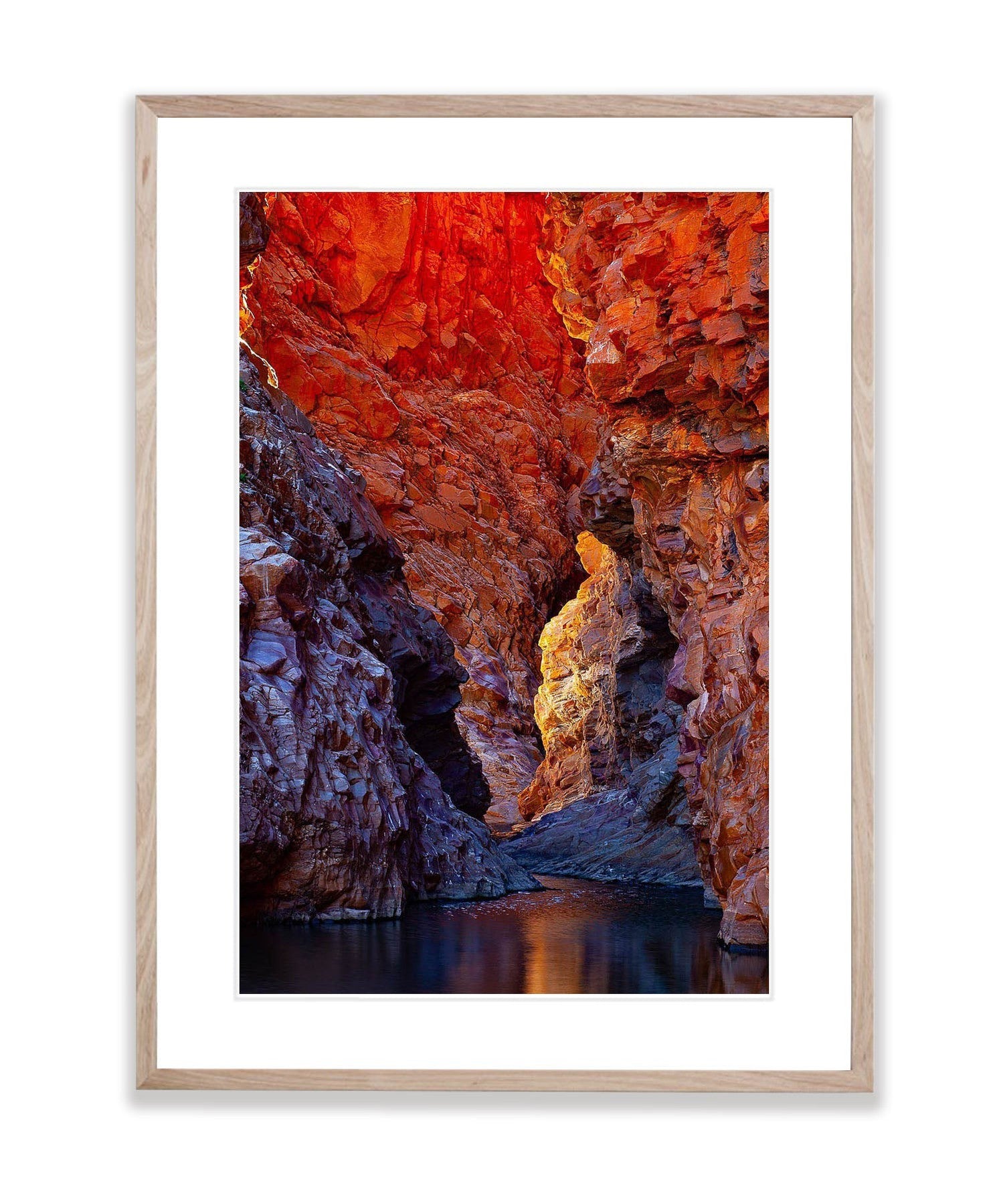 Redbank Gorge Pillar, West MacDonnell Ranges - Northern Territory