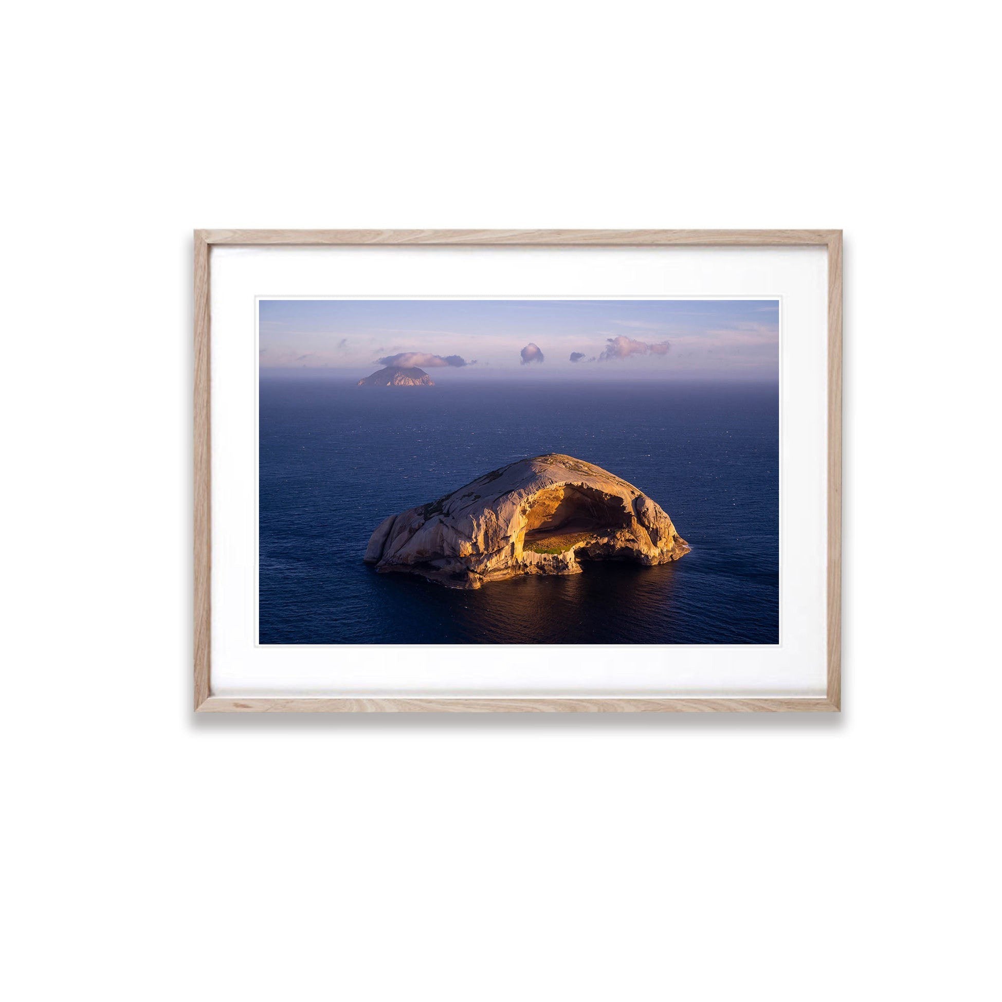 Scull Rock and Rodondo island, Wilson's Promontory