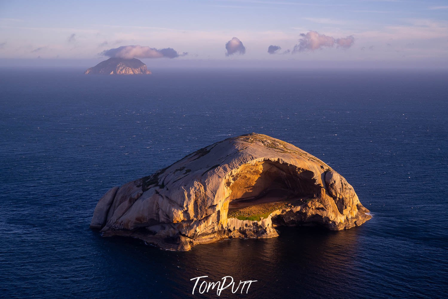 Scull Rock and Rodondo island, Wilson's Promontory