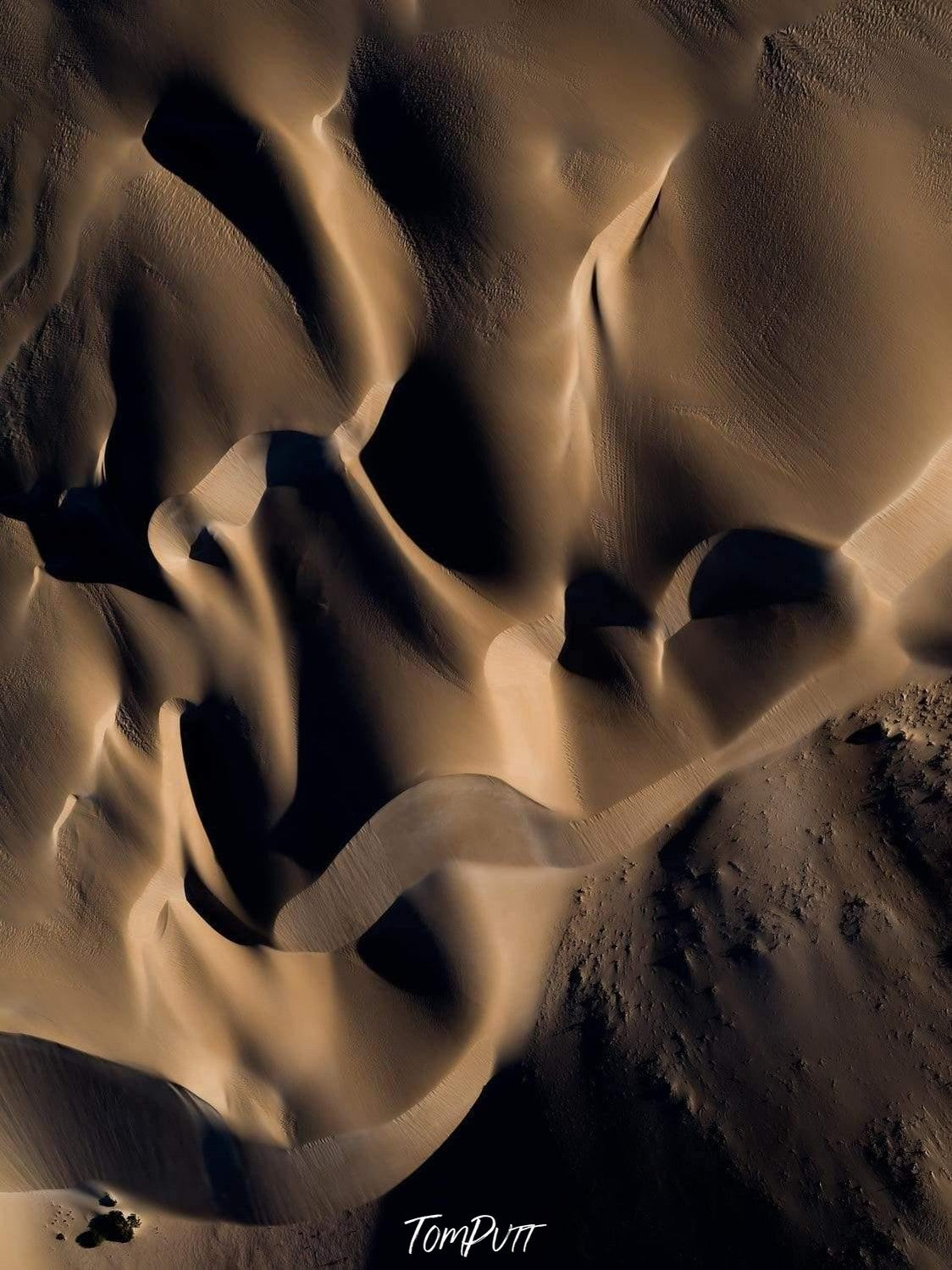 Giant sand waves and curves in a desert, Velvet Light